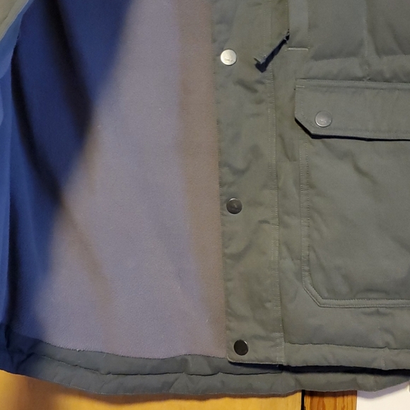 Vintage Cabelas Men's Puffer Goose Down Vest - Picture 6 of 8